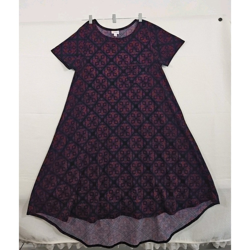 LuLaRoe Carly Dress Womens Medium Purple Geometric High Low Swing Short Sleeve